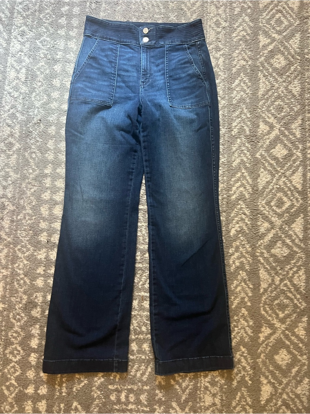 High-Rise Wide-Leg Women's Jeans in Dark Blue size 8